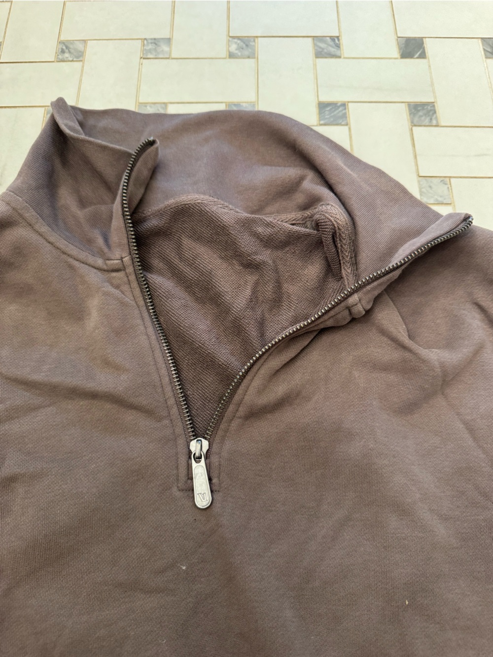 Vuori Brown Quarter-Zip Cropped Sweatshirt - Picture 3 of 3